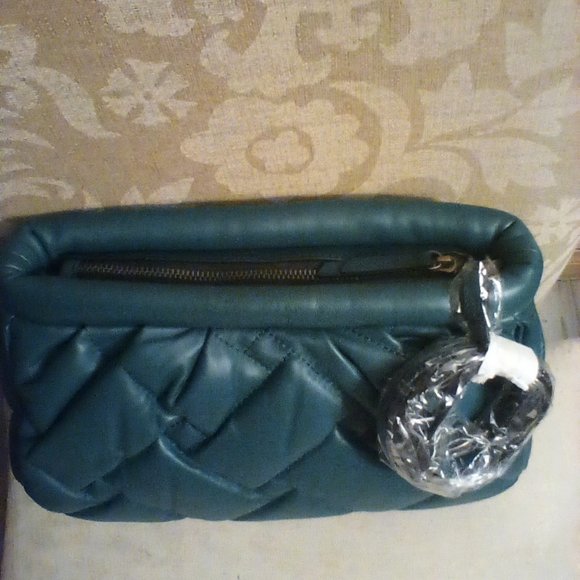 Kurt Geiger London Kensington XXL Kensington Soft Quilted Leather Shoulder - Picture 4 of 6